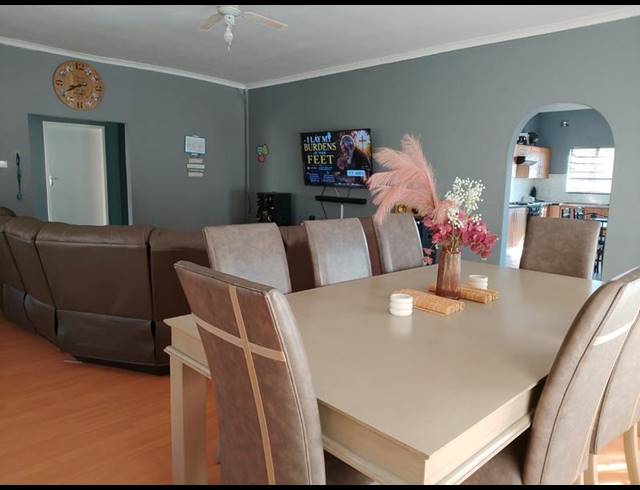 3 BEDROOM HOUSE FOR SALE IN WOODLANDS